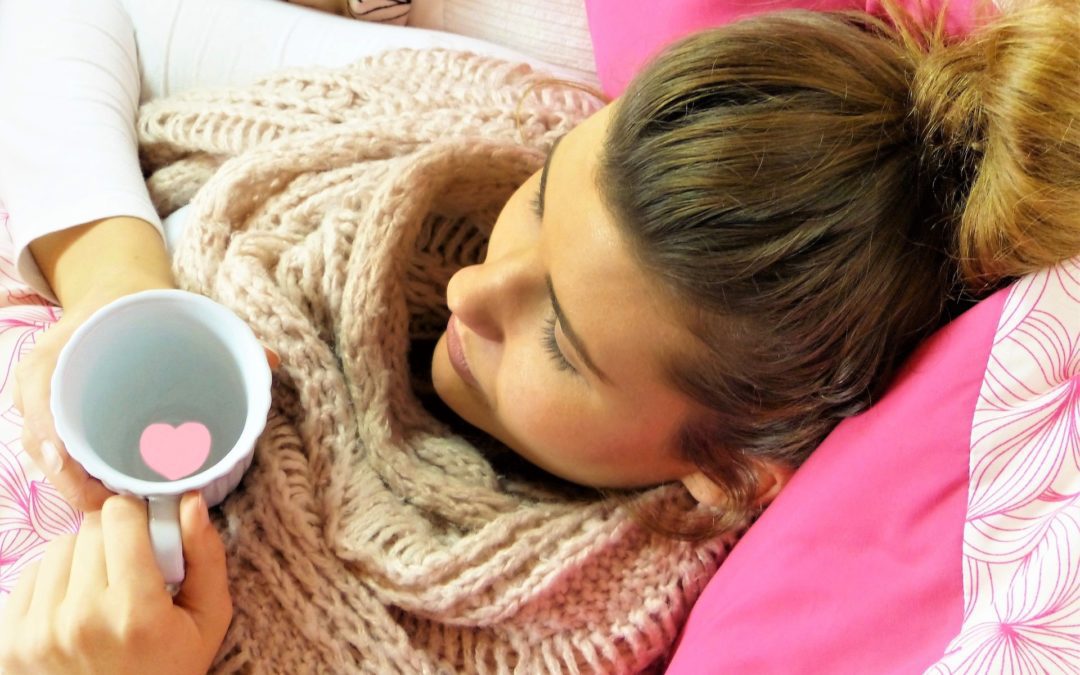 woman leaning back with coffee